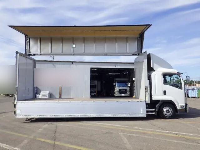 いすゞフォワードアルミウイング中型（4t）[写真04]