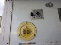 いすゞフォワード冷凍車（冷蔵車）中型（4t）[写真14]