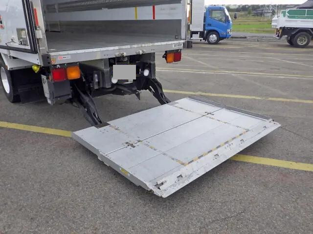 いすゞフォワード冷凍車（冷蔵車）中型（4t）[写真21]