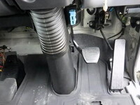 いすゞフォワード冷凍車（冷蔵車）中型（4t）[写真33]