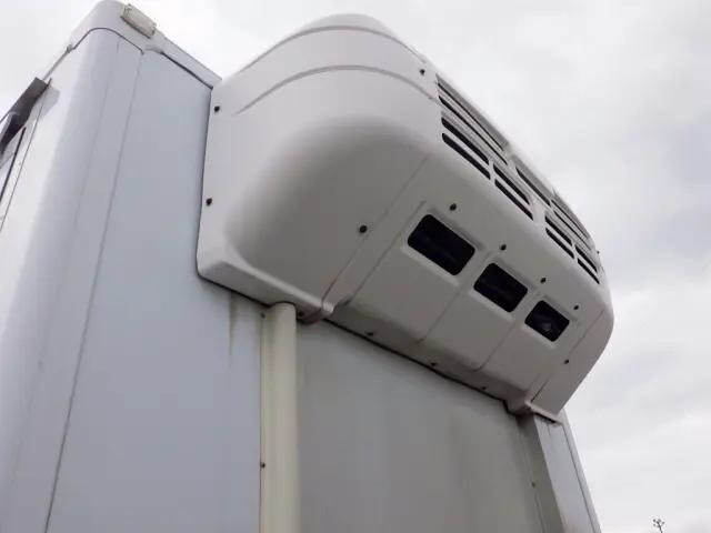 いすゞフォワード冷凍車（冷蔵車）中型（4t）[写真07]