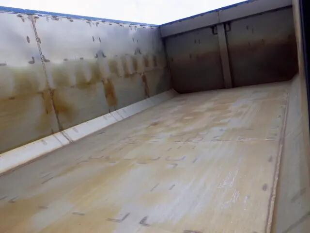 三菱ふそうファイターコンテナ専用車増トン（6t・8t）[写真10]