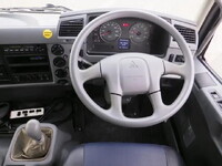 三菱ふそうファイターコンテナ専用車増トン（6t・8t）[写真15]