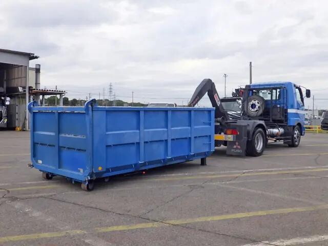 三菱ふそうファイターコンテナ専用車増トン（6t・8t）[写真02]