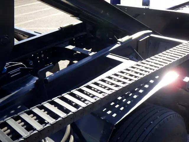 三菱ふそうキャンターキャリアカー小型（2t・3t）[写真19]