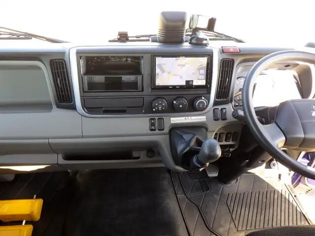 三菱ふそうキャンターキャリアカー小型（2t・3t）[写真23]