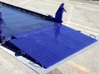 三菱ふそうキャンターキャリアカー小型（2t・3t）[写真09]