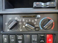 日野デュトロ平ボディ小型（2t・3t）[写真20]