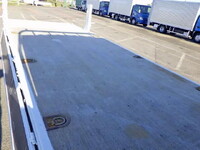 いすゞエルフ平ボディ小型（2t・3t）[写真11]