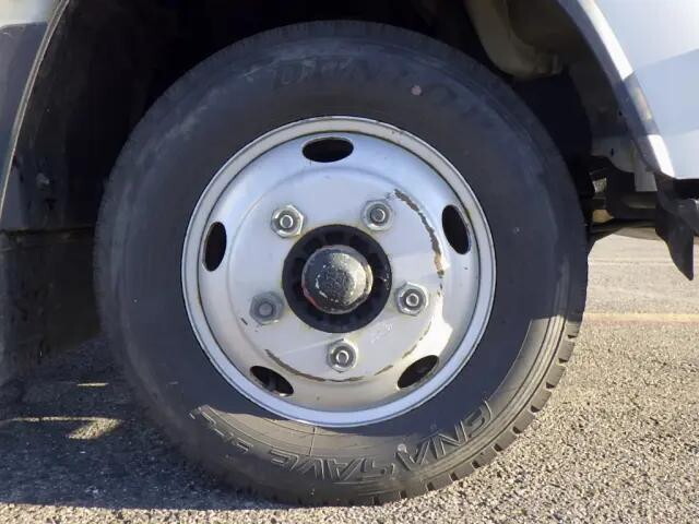 いすゞエルフ平ボディ小型（2t・3t）[写真30]