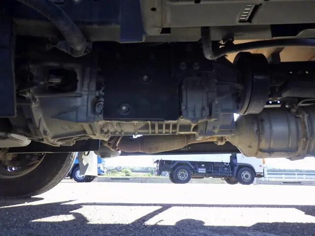 いすゞエルフ平ボディ小型（2t・3t）[写真26]