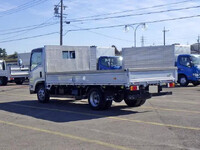 いすゞエルフ平ボディ小型（2t・3t）[写真02]