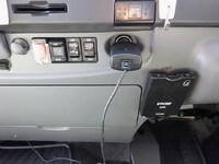 いすゞフォワードアルミウイング中型（4t）[写真19]