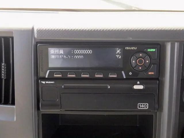 いすゞフォワードアルミウイング中型（4t）[写真19]