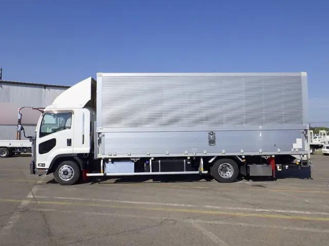 いすゞフォワードアルミウイング中型（4t）[写真26]