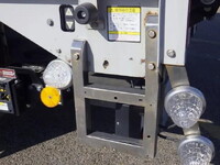 いすゞフォワードアルミウイング中型（4t）[写真35]