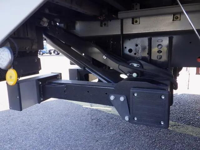 いすゞフォワードアルミウイング中型（4t）[写真36]