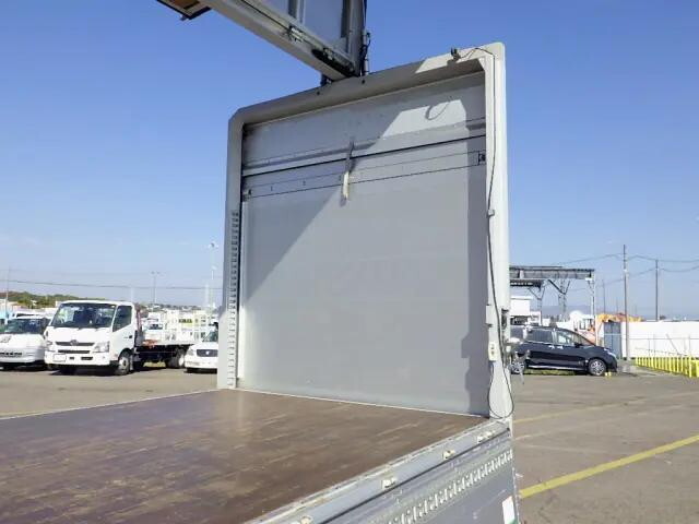 いすゞフォワードアルミウイング中型（4t）[写真07]