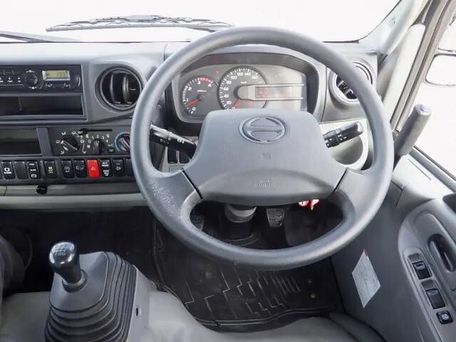 日野デュトロミキサー車（コンクリートミキサー）小型（2t・3t）[写真22]