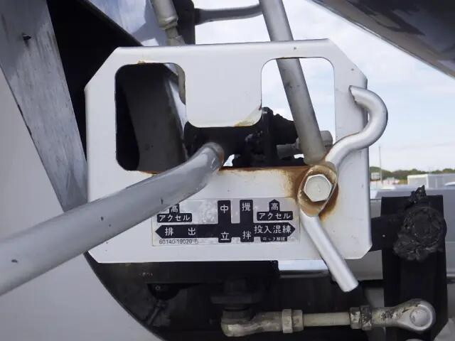 日野デュトロミキサー車（コンクリートミキサー）小型（2t・3t）[写真07]