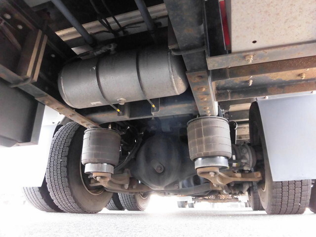 日野プロフィアアルミウイング大型（10t）[写真09]