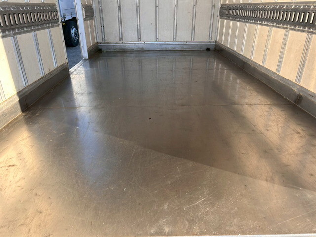 日野デュトロ冷凍車（冷蔵車）小型（2t・3t）[写真14]