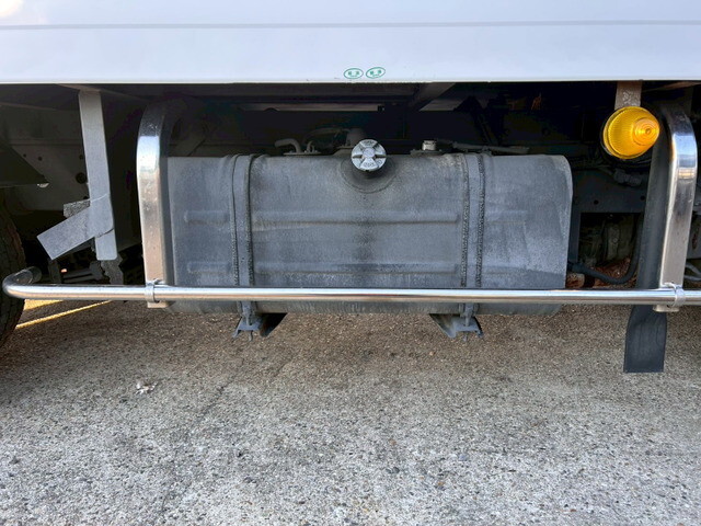 日野デュトロ冷凍車（冷蔵車）小型（2t・3t）[写真33]