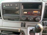 三菱ふそうキャンターアルミバン小型（2t・3t）[写真27]