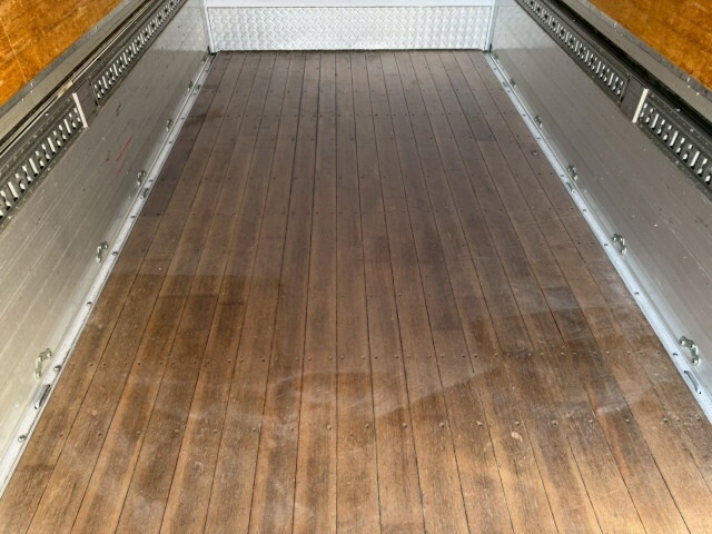 日野デュトロアルミウイング小型（2t・3t）[写真11]