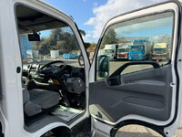 日野デュトロアルミウイング小型（2t・3t）[写真21]