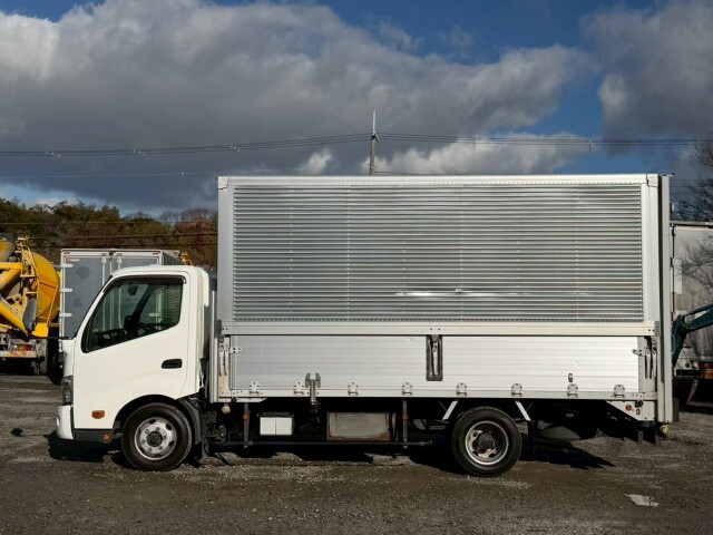 日野デュトロアルミウイング小型（2t・3t）[写真08]