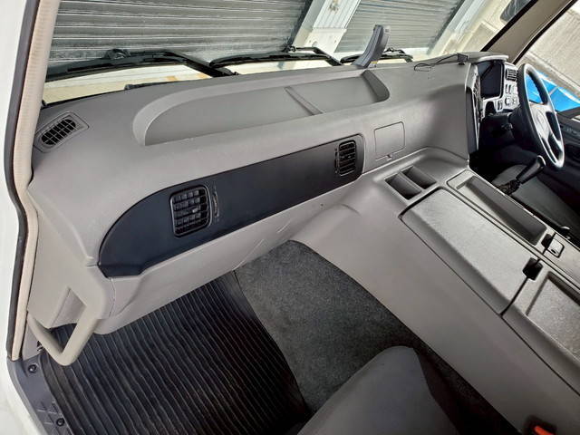 三菱ふそうスーパーグレートセルフローダー大型（10t）[写真14]