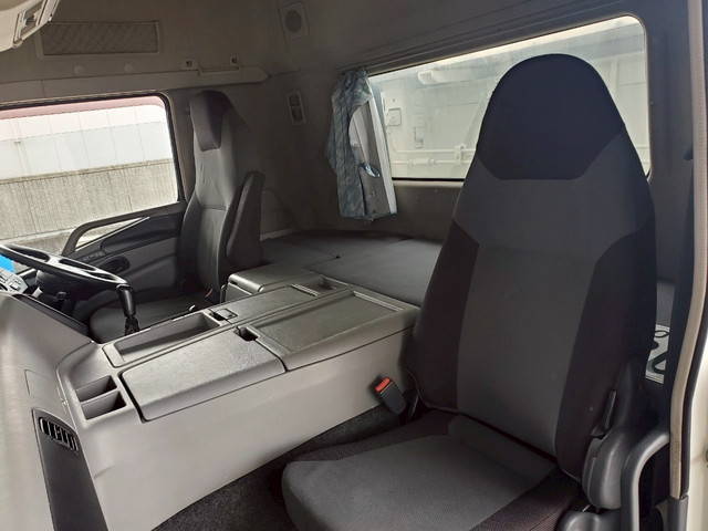 三菱ふそうスーパーグレートセルフローダー大型（10t）[写真16]