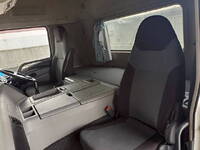 三菱ふそうスーパーグレートセルフローダー大型（10t）[写真17]