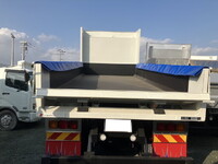 いすゞギガダンプ大型（10t）[写真02]