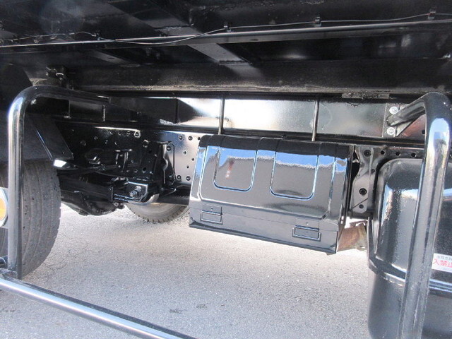 いすゞエルフセーフティローダー小型（2t・3t）[写真10]