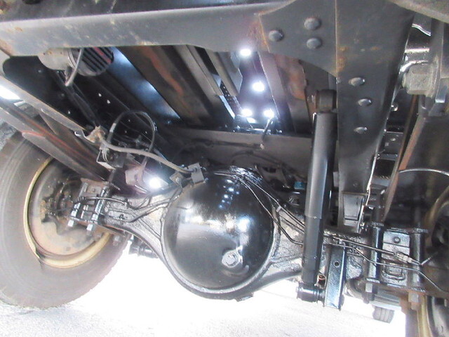 いすゞエルフセーフティローダー小型（2t・3t）[写真11]