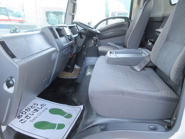 いすゞエルフセーフティローダー小型（2t・3t）[写真18]