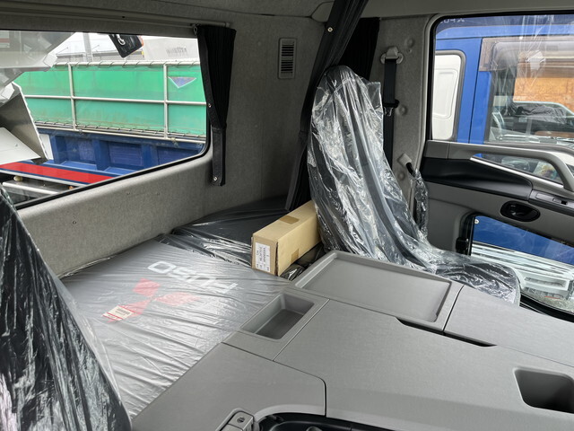 三菱ふそうスーパーグレートダンプ大型（10t）[写真11]