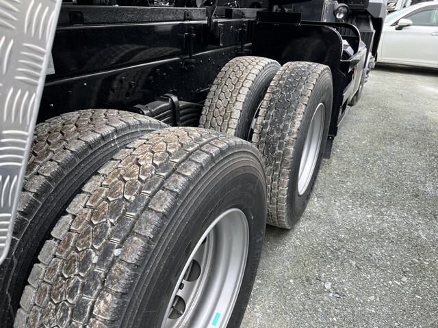 三菱ふそうスーパーグレートダンプ大型（10t）[写真06]