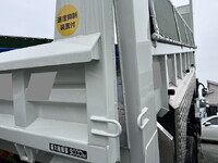 三菱ふそうスーパーグレートダンプ大型（10t）[写真09]