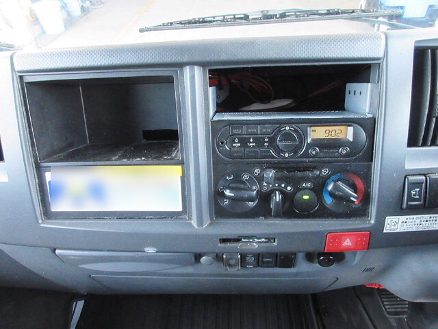 いすゞエルフアルミバン小型（2t・3t）[写真24]