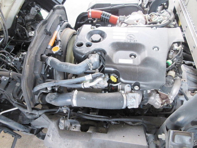 いすゞエルフアルミバン小型（2t・3t）[写真29]