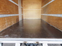 いすゞエルフアルミバン小型（2t・3t）[写真06]