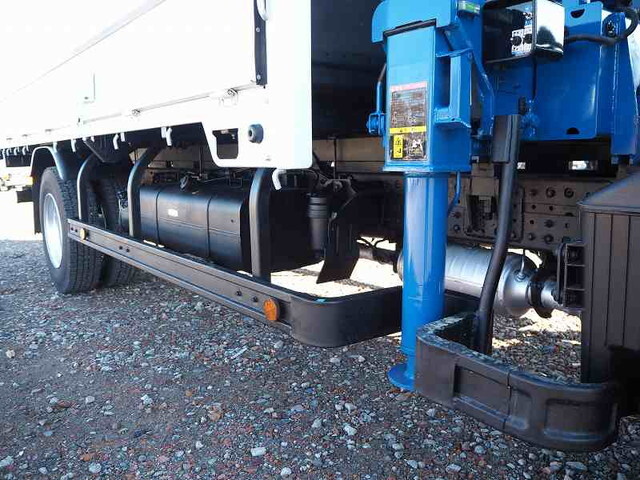 三菱ふそうキャンタークレーン5段小型（2t・3t）[写真22]