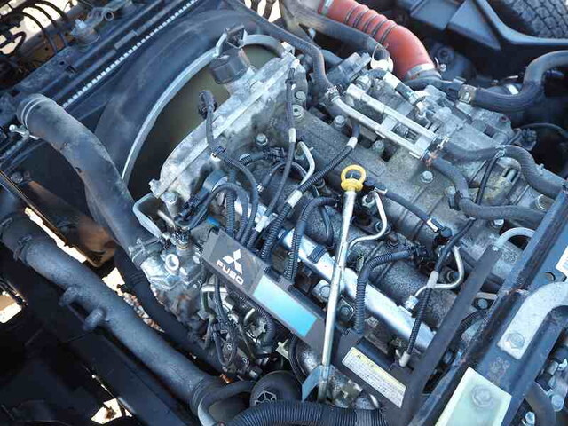 三菱ふそうキャンタークレーン5段小型（2t・3t）[写真28]