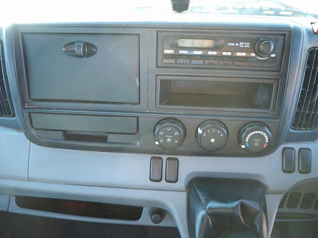 三菱ふそうキャンタークレーン5段小型（2t・3t）[写真35]