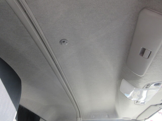 三菱ふそうファイターアルミウイング中型（4t）[写真12]