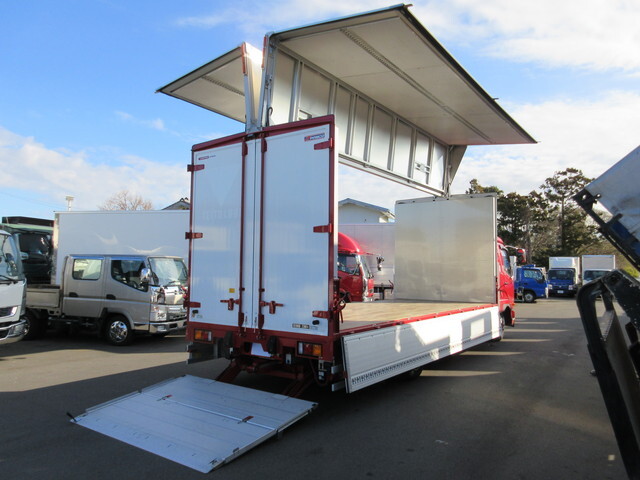 三菱ふそうファイターアルミウイング中型（4t）[写真30]