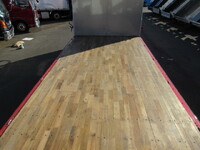 三菱ふそうファイターアルミウイング中型（4t）[写真33]